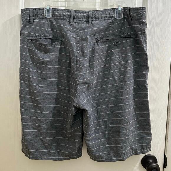 Elysian Striped Gray Grey Men's Board Shorts Swim Trunks Casual 38 - Picture 2 of 12